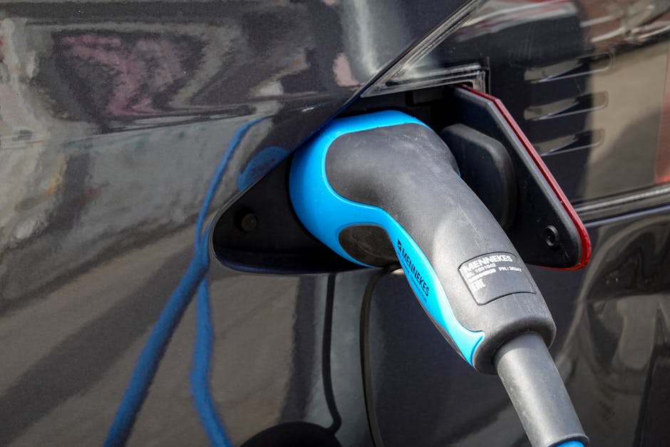 Electric car charging at home vs petrol pump — UK cost comparison