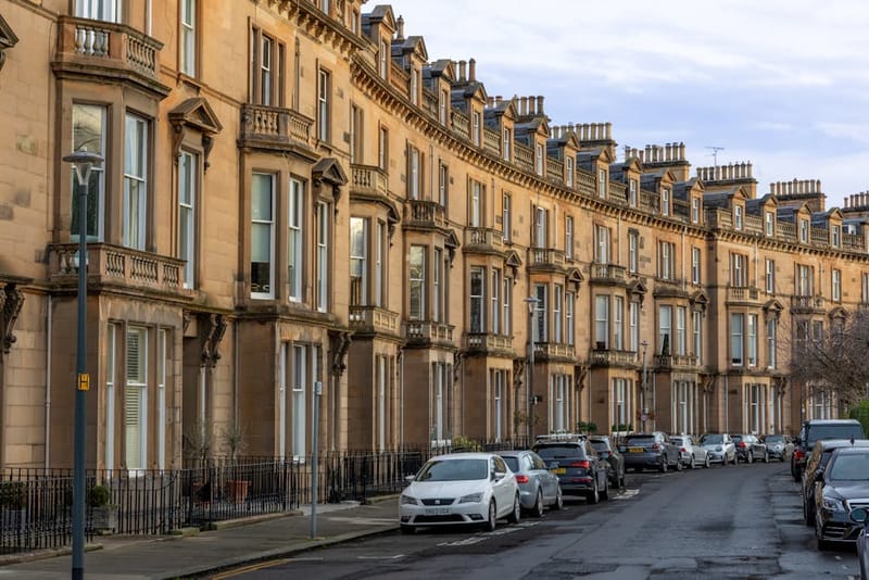 Cross-Pavement Charging Grant: Who Qualifies for £500